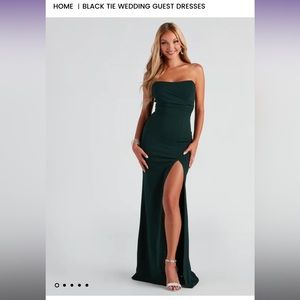 Brand new Windsor hunter green strapless formal dress